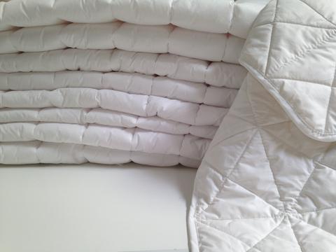 Luxurious And Pure Organic Cot Duvet