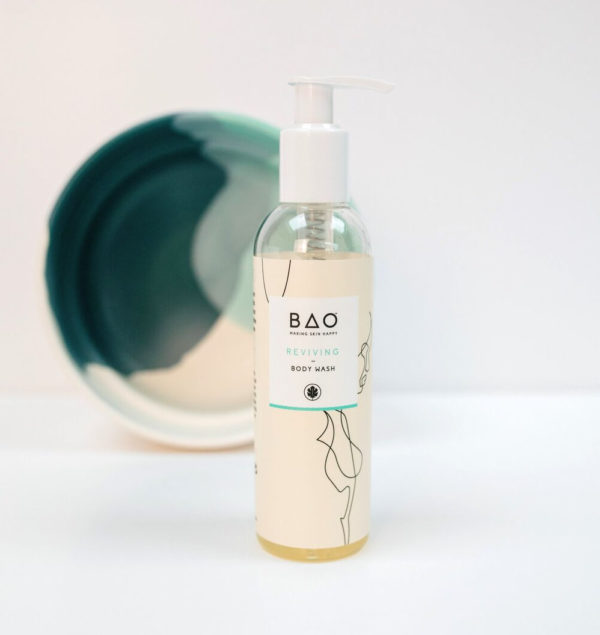 Reviving Organic Body Wash With Grapefruit And Papaya