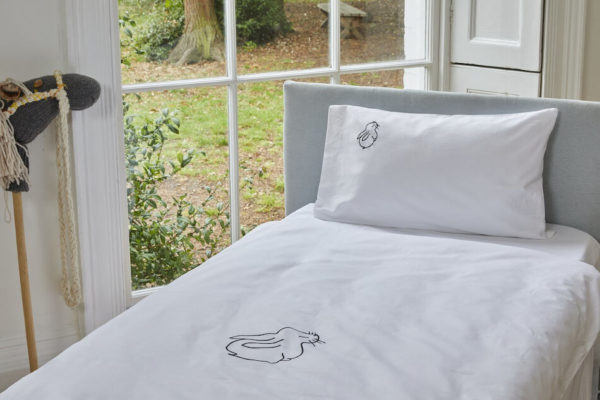 Snoozy Dog Embroidered Single Organic Duvet Set