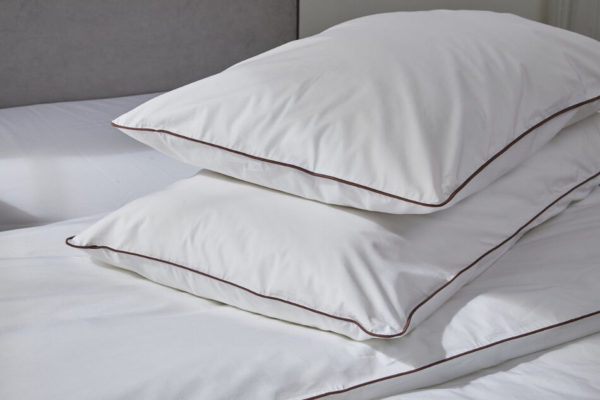 Piping Edged Luxurious White Percale Organic Cotton Pillowcases
