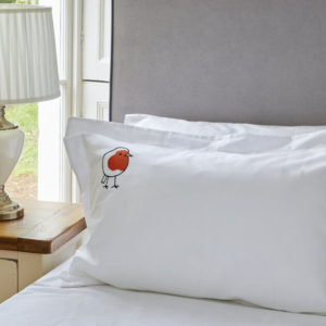 Robin Red Breast Standard Oxford Organic Pillowcase