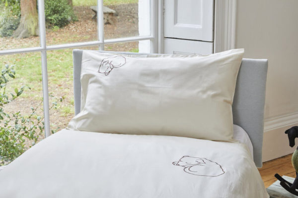 Snoozy Dog Embroidered Single Organic Duvet Set